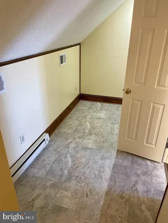 $1,050 | 519 Winchester Avenue, Unit 1, Martinsburg, WV 25401