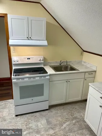 $1,050 | 519 Winchester Avenue, Unit 1, Martinsburg, WV 25401