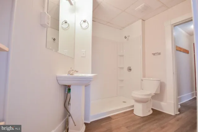 $1,250 | 117 East Martin Street, Unit 3, Martinsburg, WV 25401