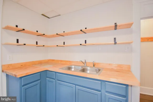 $1,250 | 117 East Martin Street, Unit 3, Martinsburg, WV 25401