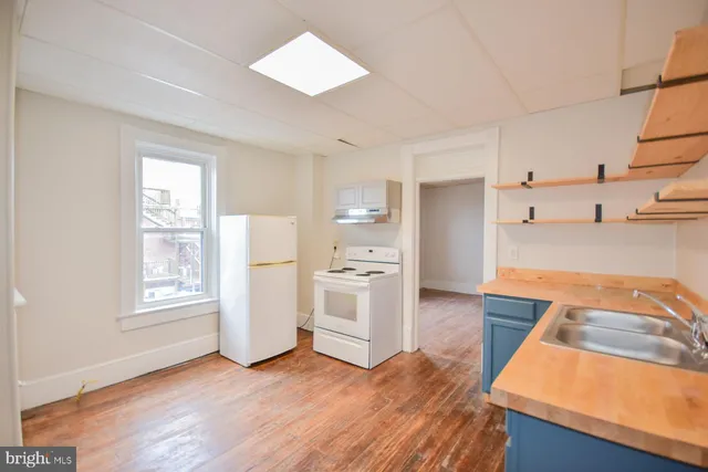 $1,250 | 117 East Martin Street, Unit 3, Martinsburg, WV 25401