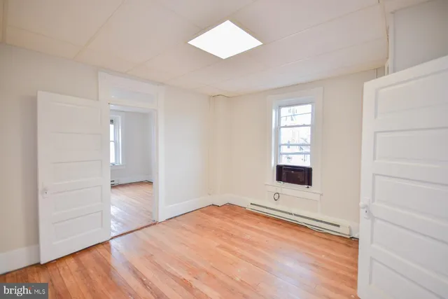 $1,250 | 117 East Martin Street, Unit 3, Martinsburg, WV 25401