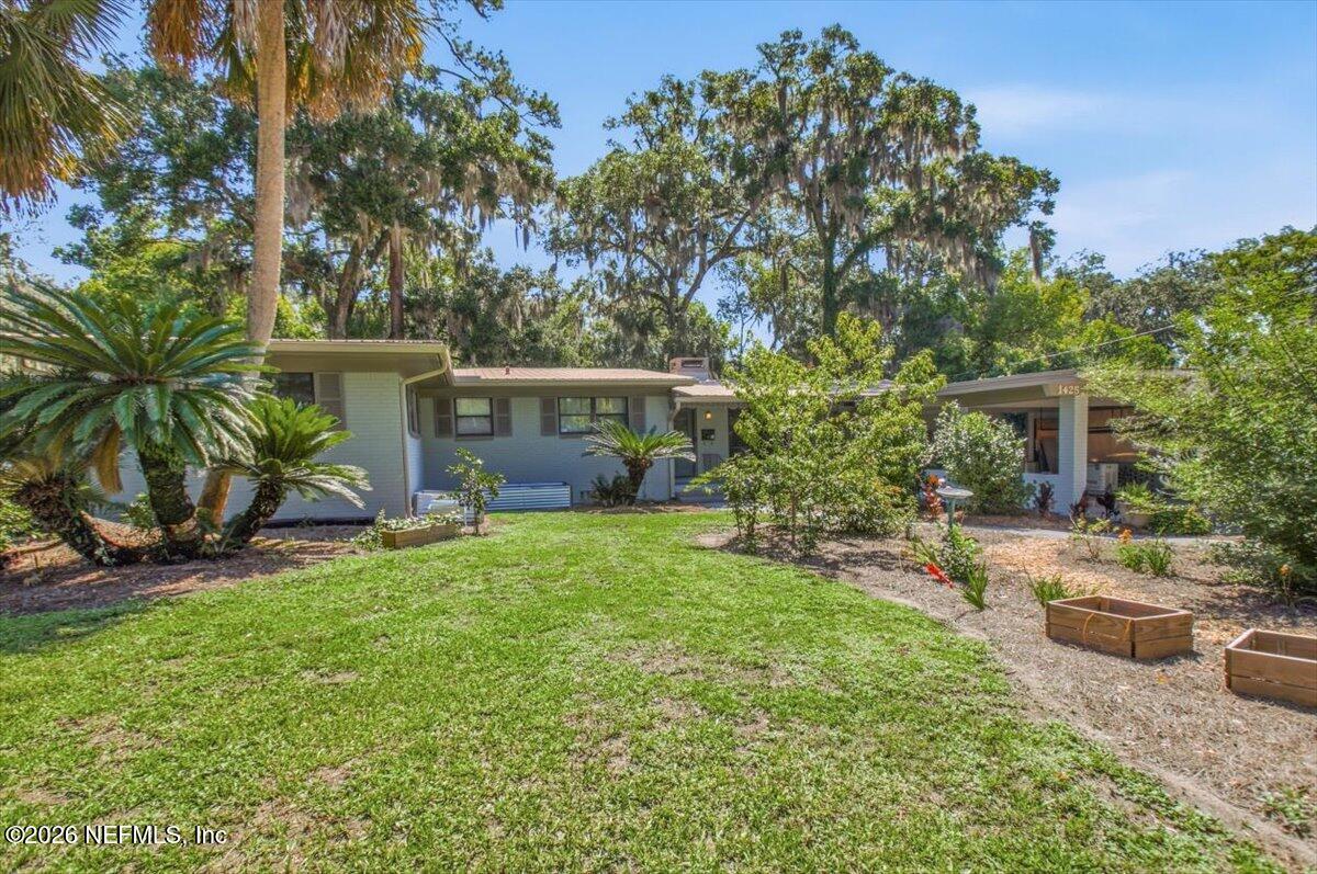 1425 Oak Haven
