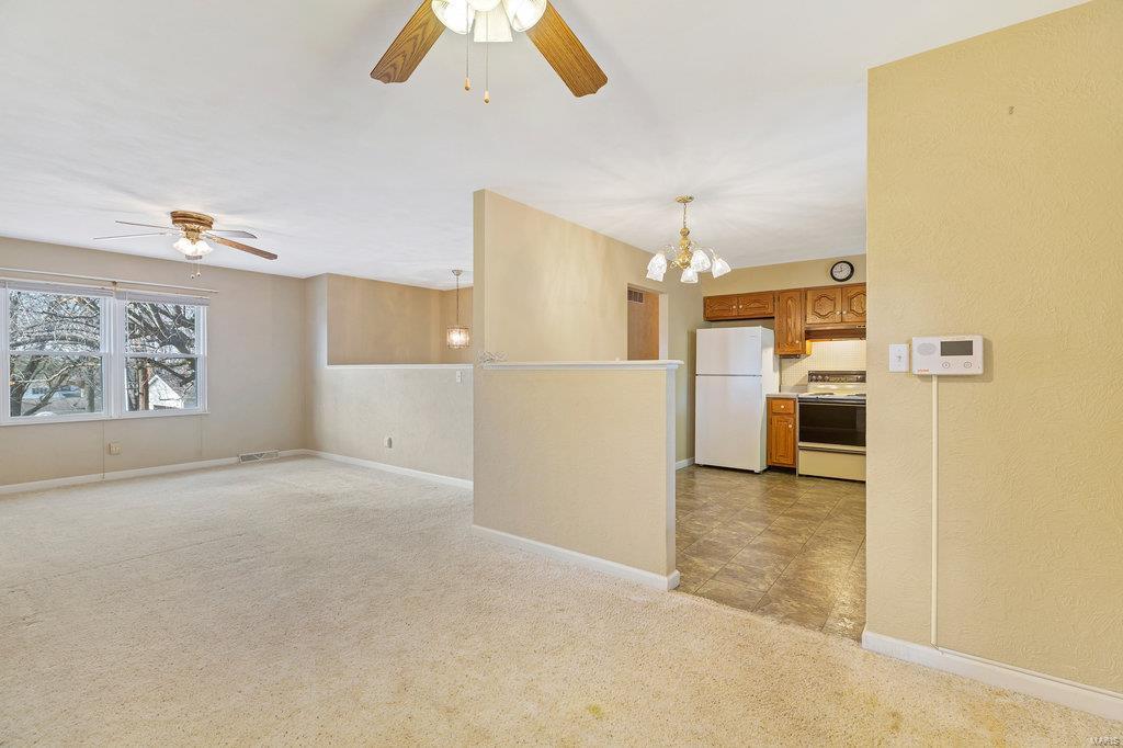 322 South Riebeling Street Columbia, IL 62236 - Photo 11 of 38