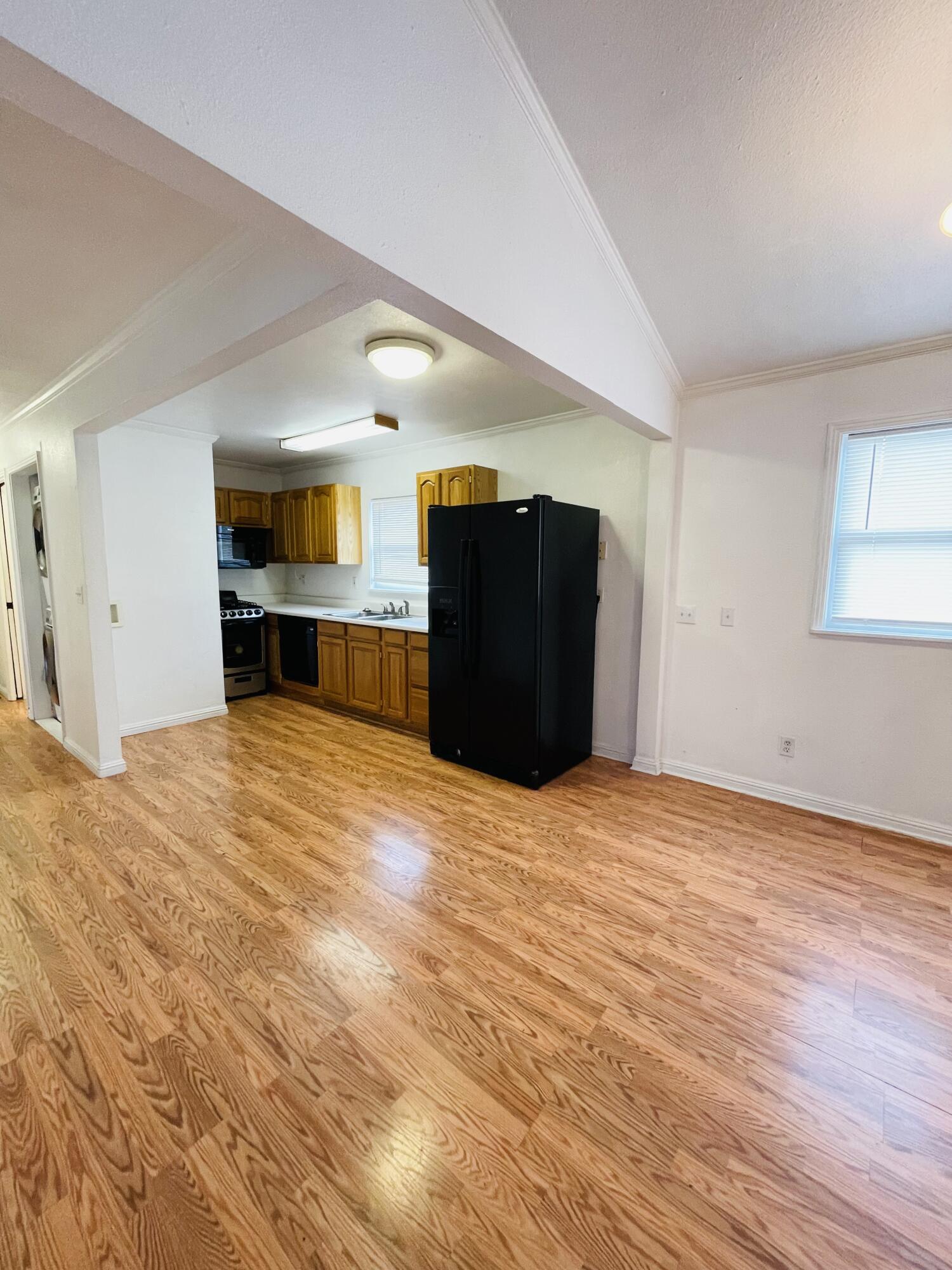321 Painter Street Rio Dell, CA 95562 - Photo 3 of 15