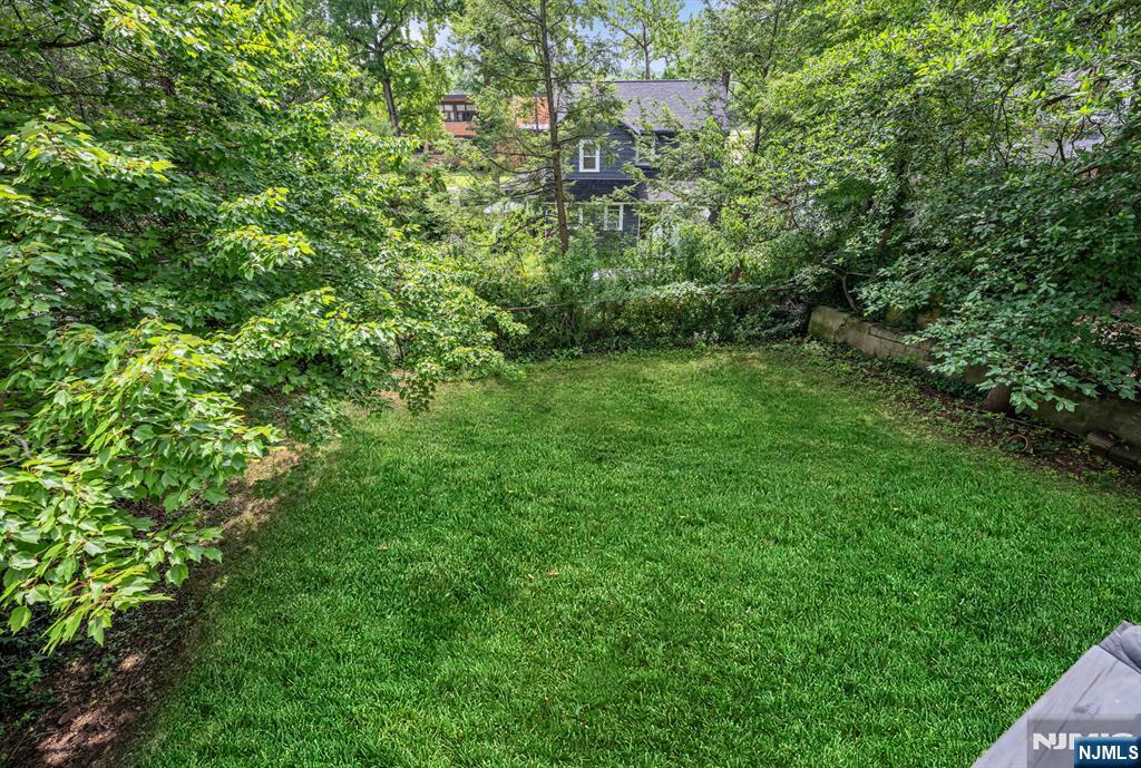 1275 Princeton Road Teaneck, NJ 07666 - Photo 26 of 26