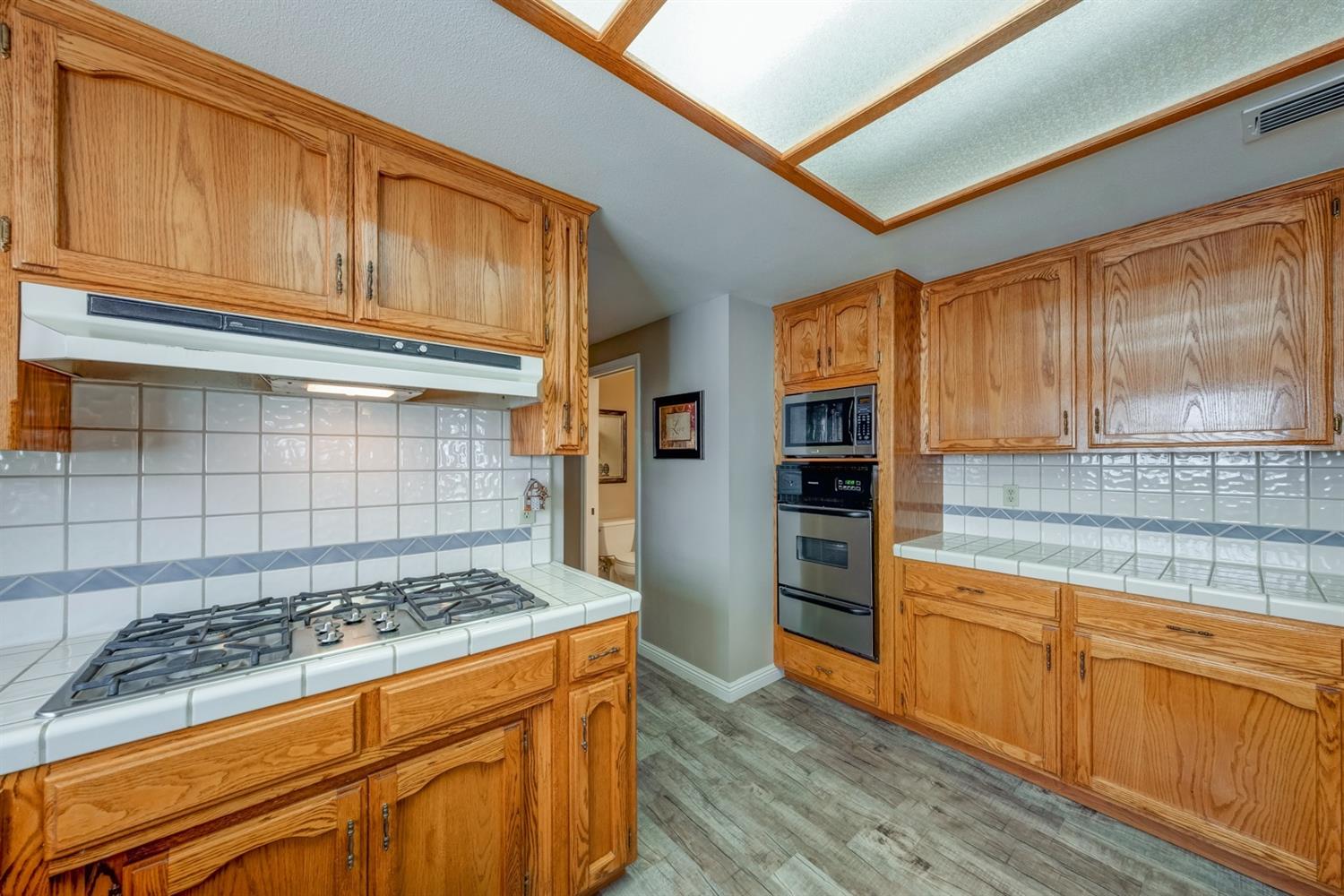 1922 Sundance Lane Madera, CA 93637 - Photo 15 of 81