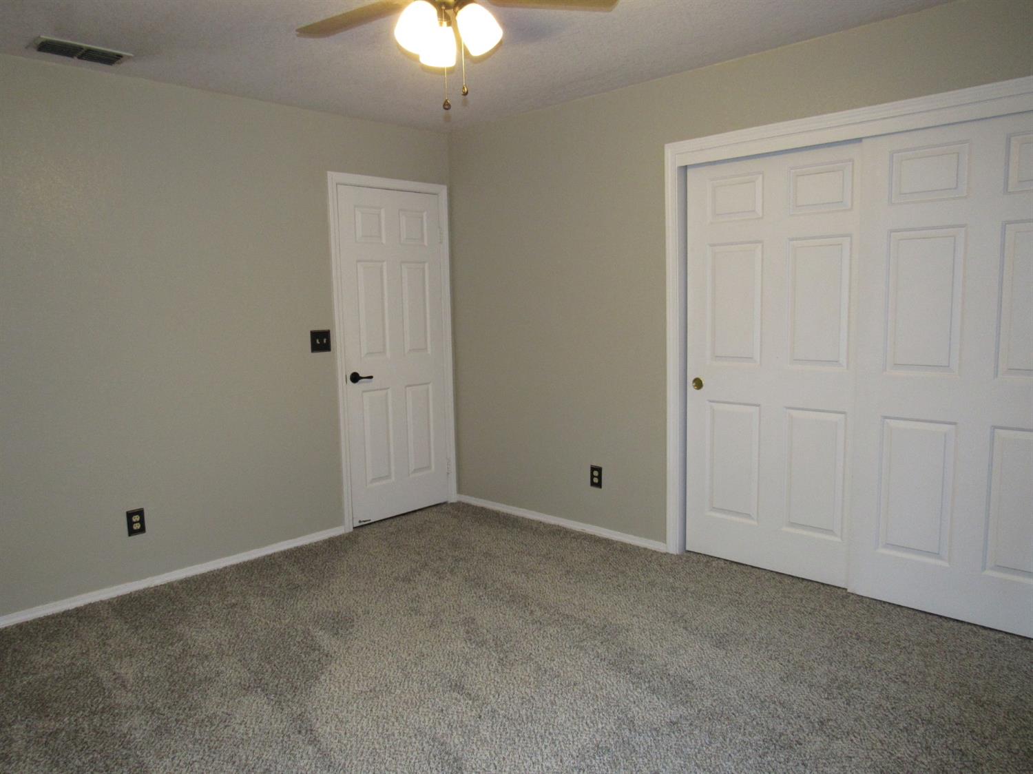 1922 Sundance Lane Madera, CA 93637 - Photo 36 of 81