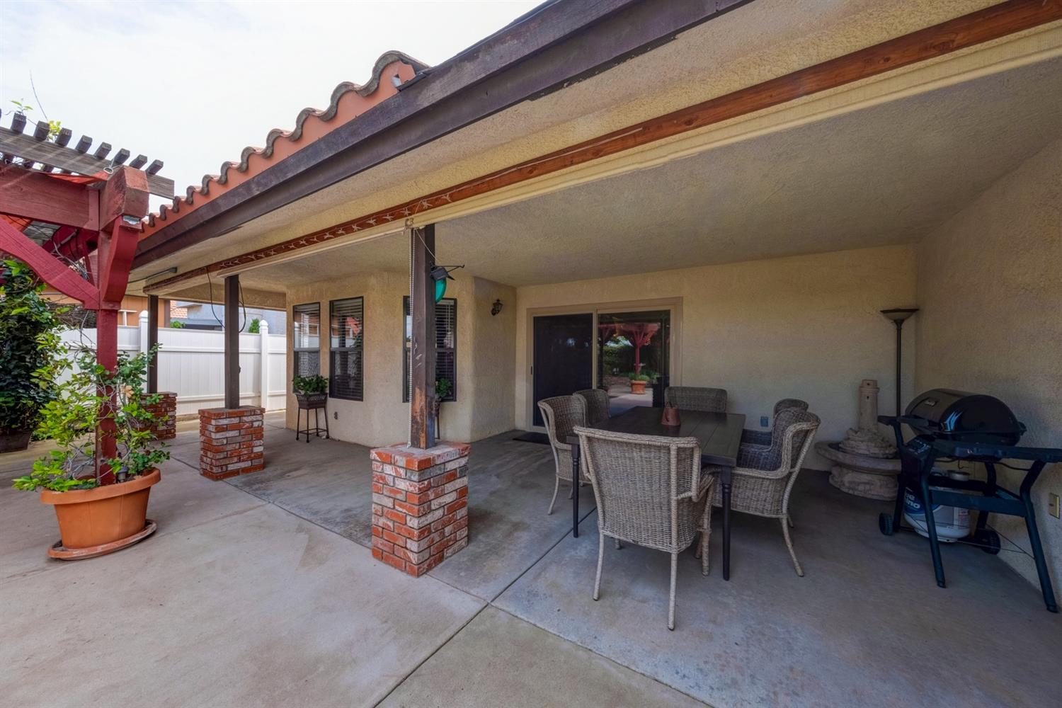 1922 Sundance Lane Madera, CA 93637 - Photo 49 of 81