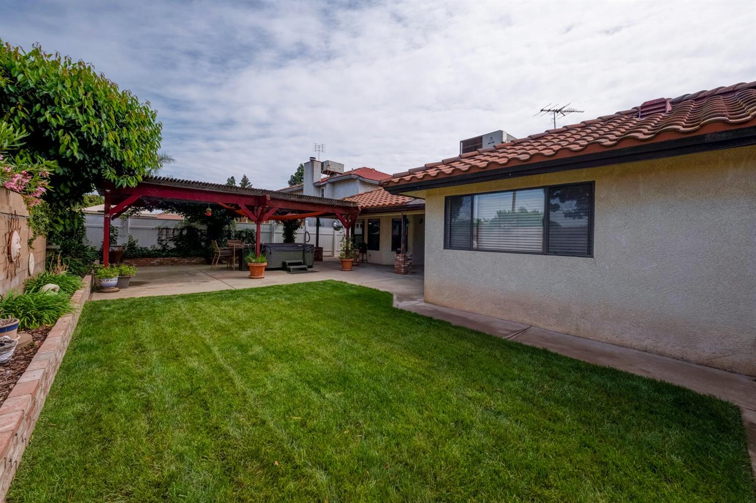 1922 Sundance Lane Madera, CA 93637 - Photo 68 of 81