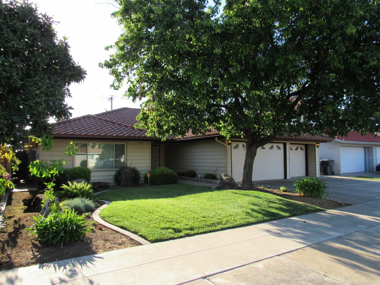 1922 Sundance Lane Madera, CA 93637 - Photo 69 of 81