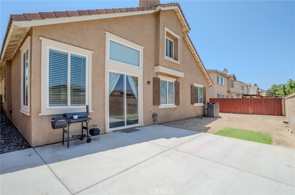 1895 Silver Drop Lane Hemet, CA 92545 - Photo 44 of 50 Backyard