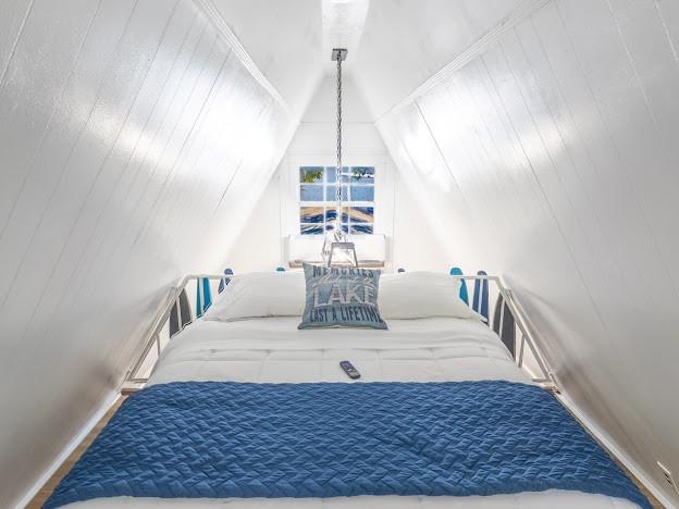 3817 Blue Fin Road Caddo, TX 76429 - Photo 29 of 40 a living room with a rug