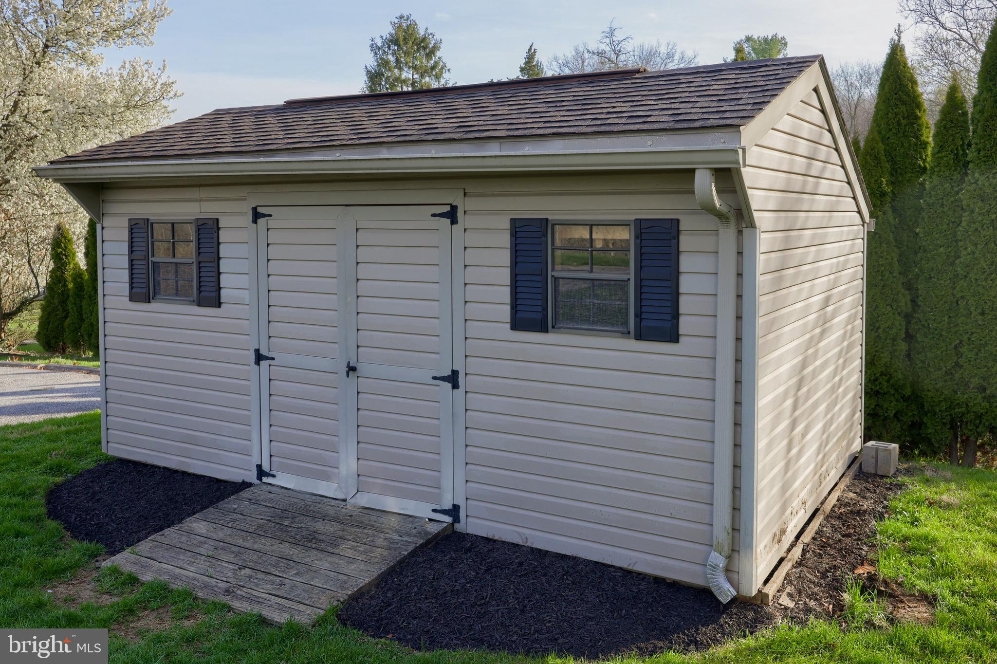 2112 Hollinger Road Lancaster, PA 17602 - Photo 17 of 56