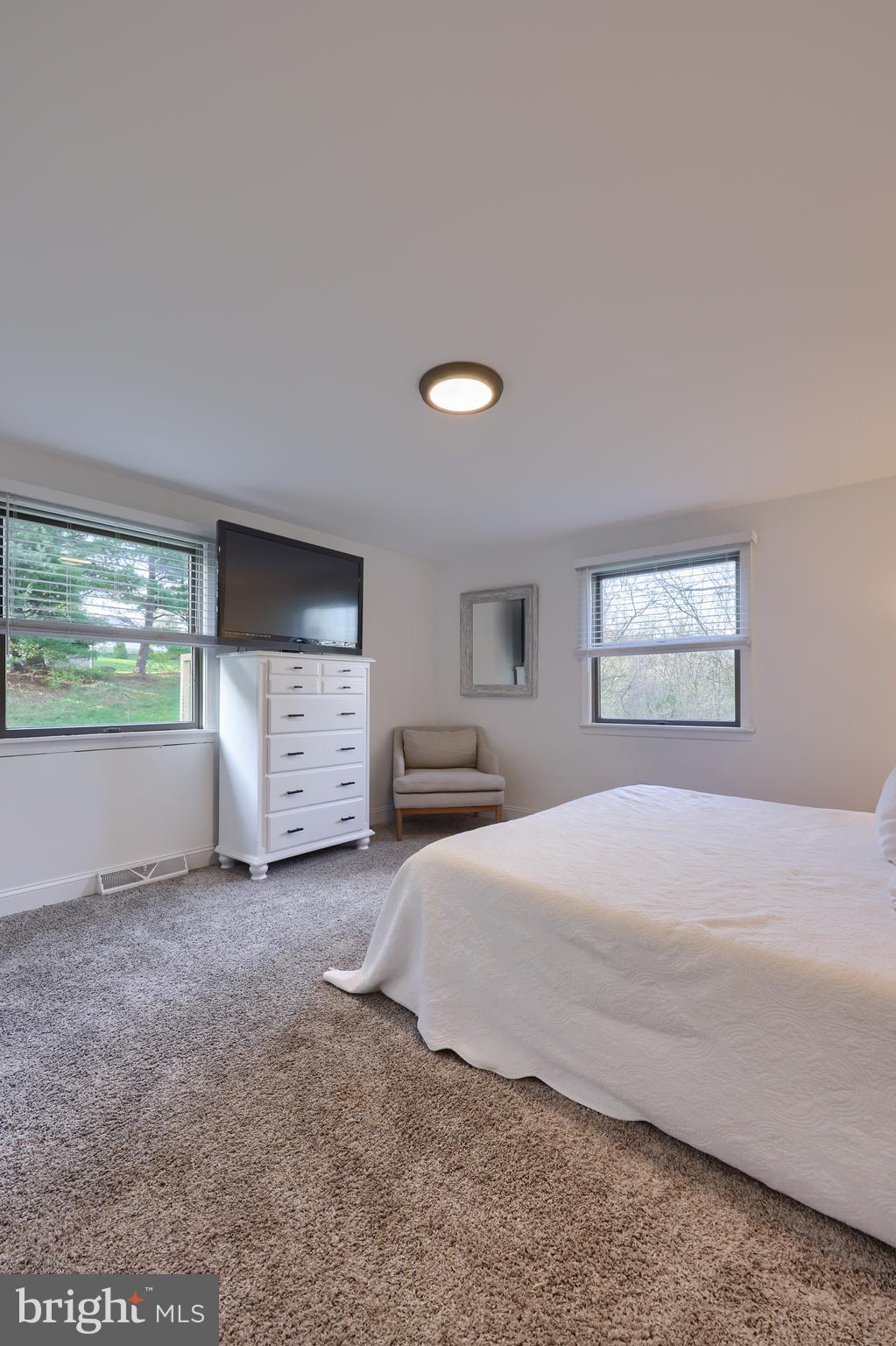 2112 Hollinger Road Lancaster, PA 17602 - Photo 46 of 56