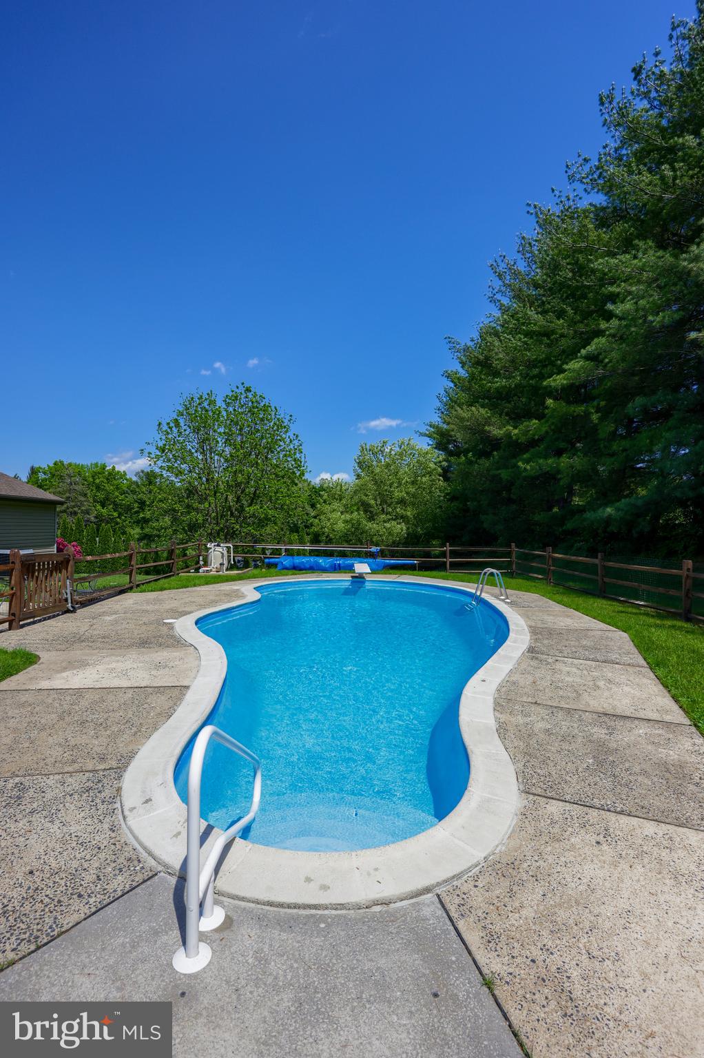 2112 Hollinger Road Lancaster, PA 17602 - Photo 10 of 56