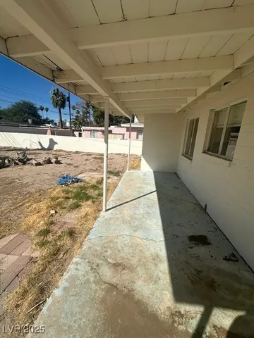 $1,500 | 2120 South Van Patten Place, Las Vegas, NV 89104