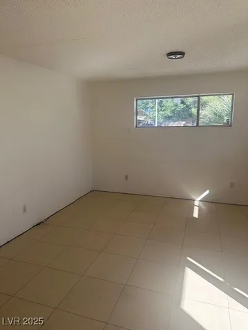 $1,500 | 2120 South Van Patten Place, Las Vegas, NV 89104