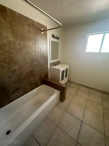 $1,500 | 2120 South Van Patten Place, Las Vegas, NV 89104