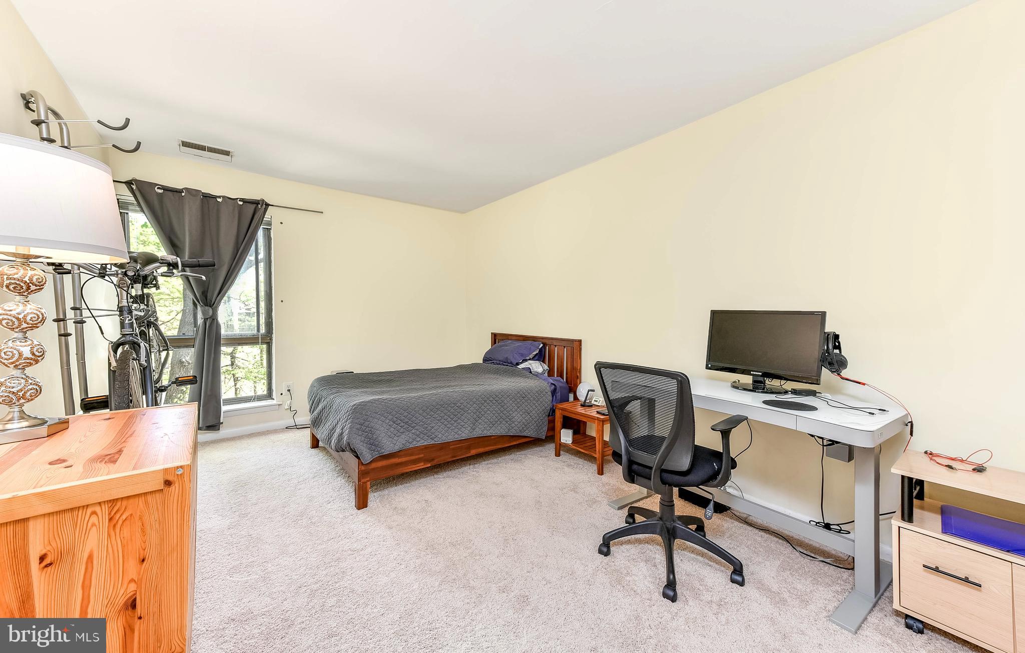 11256 Chestnut Grove Square, Unit 243 Reston, VA 20190 - Photo 8 of 21 Gallery Image 8