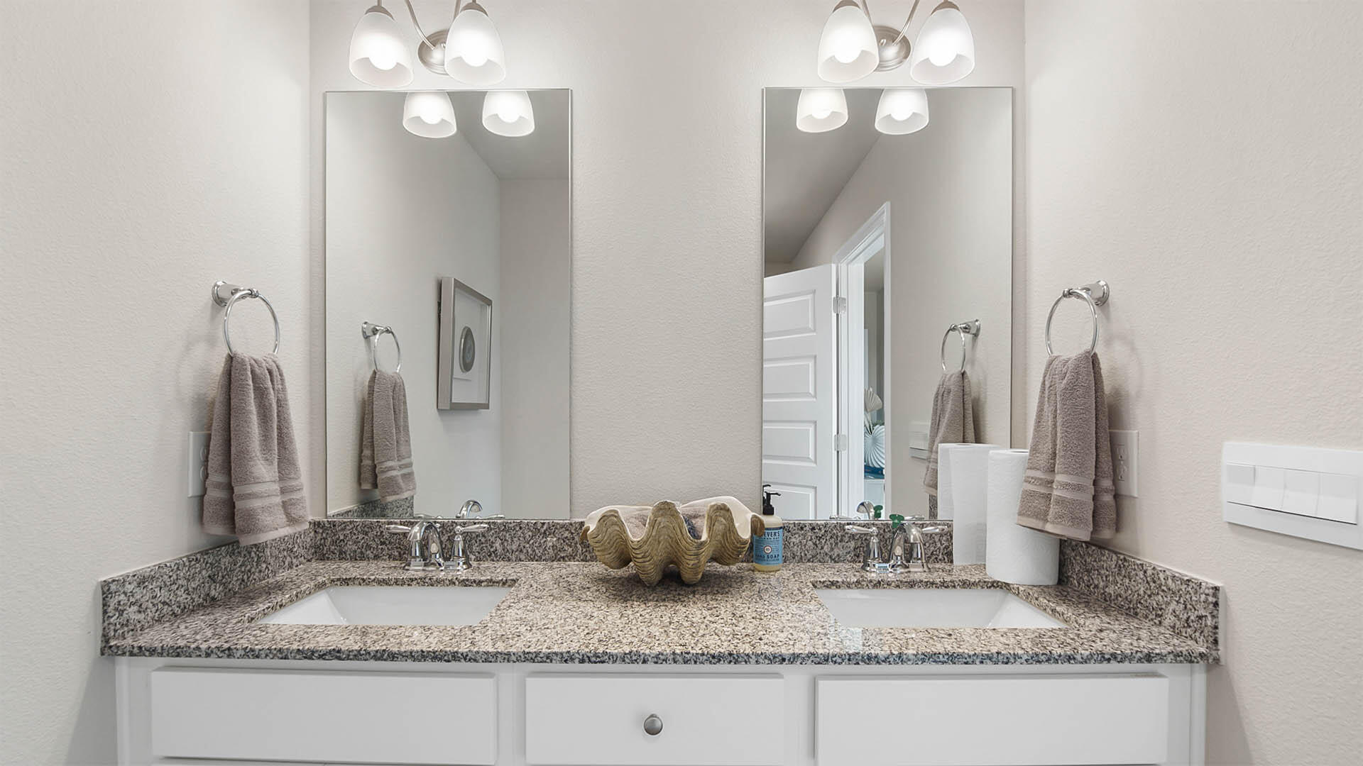 11 Phoenix Street Santa Rosa Beach, FL 32459 - Photo 21 of 31 Primary_Bathroom
