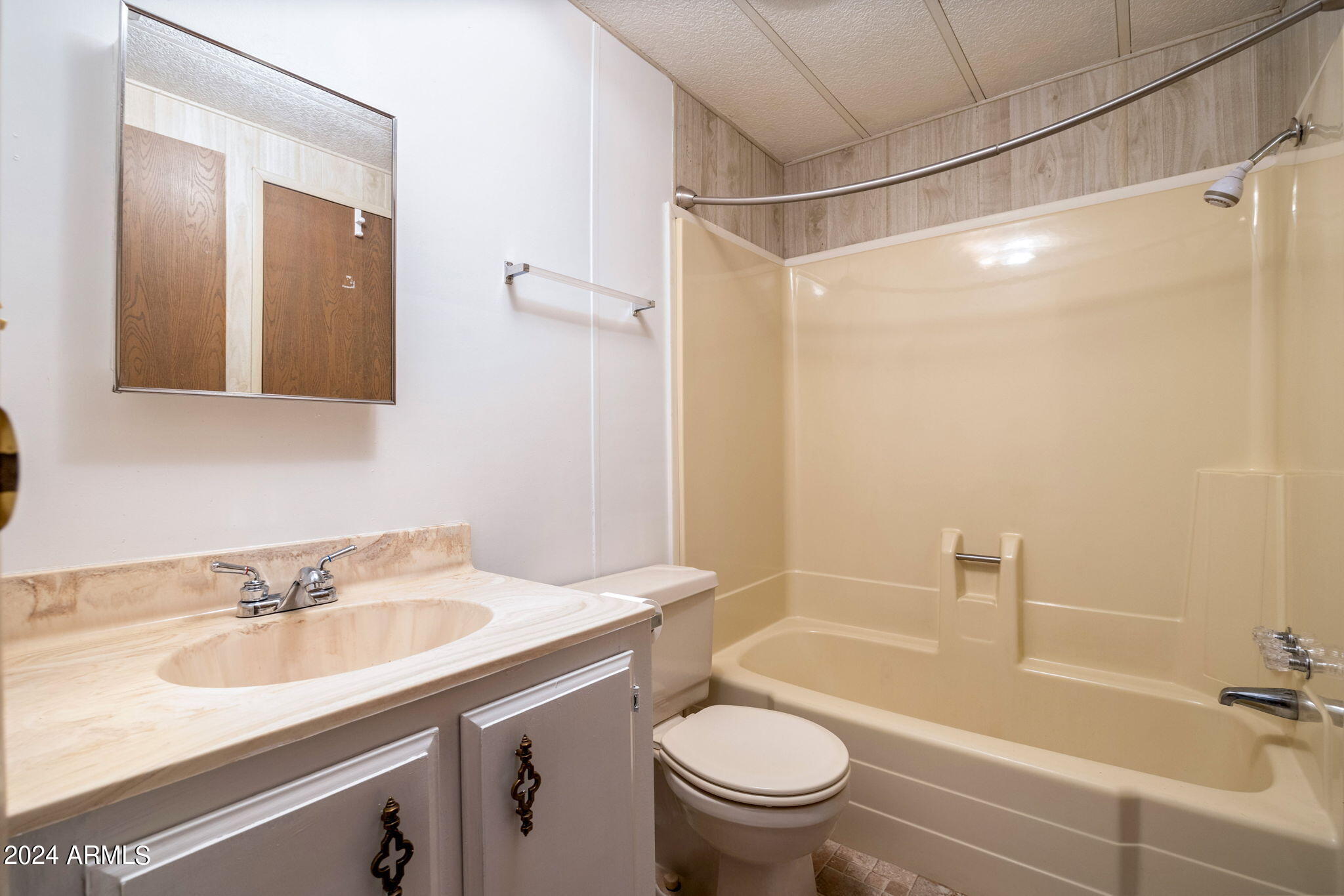 2858 Long Rifle Place Overgaard, AZ 85933 - Photo 15 of 28 BATH TWO