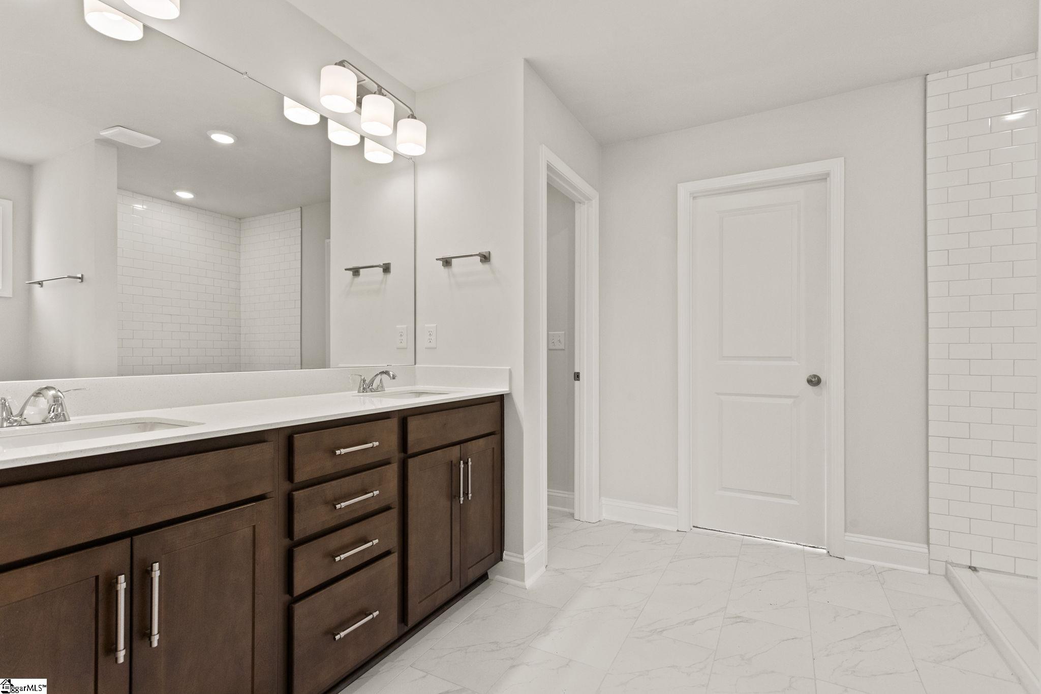 136 Anderson Oaks Lane, Unit 83 Piedmont, SC 29673 - Photo 35 of 47