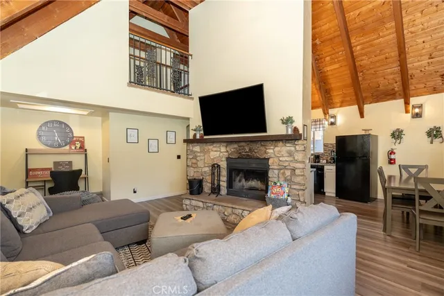 $419,999 | 115 Sunset Lane, Sugarloaf, CA 92386