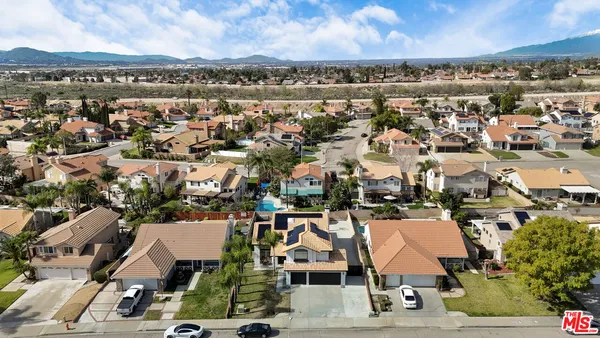 a picture of floor plan