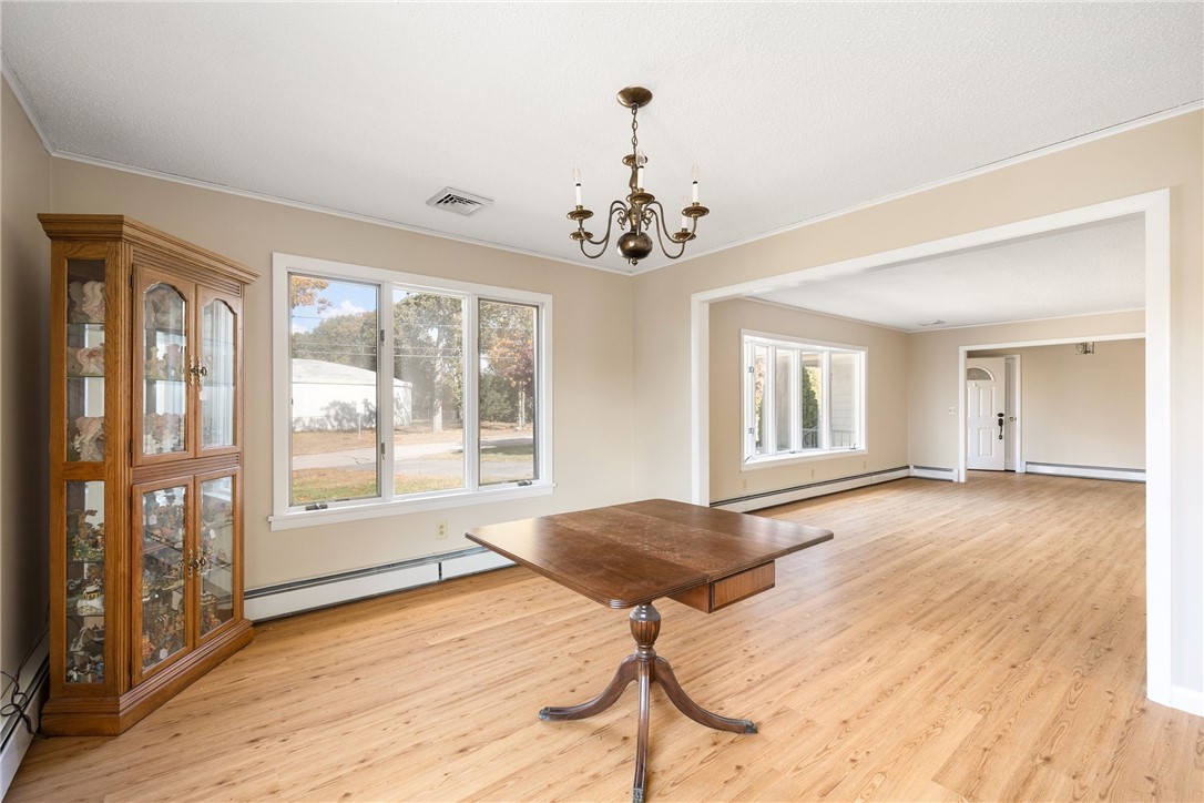 23 Hillview Drive Westerly, RI 02891 - Photo 20 of 32