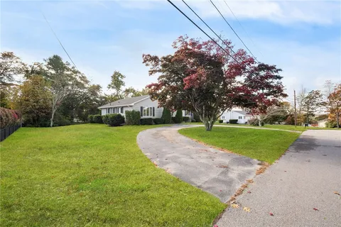 $489,000 | 23 Hillview Drive, Westerly, RI 02891