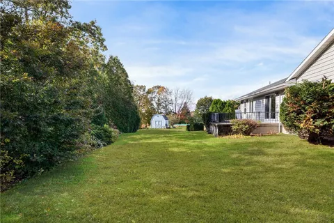 $489,000 | 23 Hillview Drive, Westerly, RI 02891