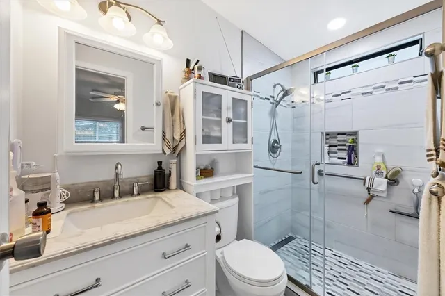 $184,900 | 5707 45th Street East, Unit 158, Bradenton, FL 34203