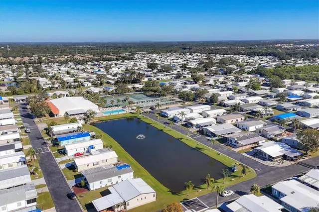 $184,900 | 5707 45th Street East, Unit 158, Bradenton, FL 34203