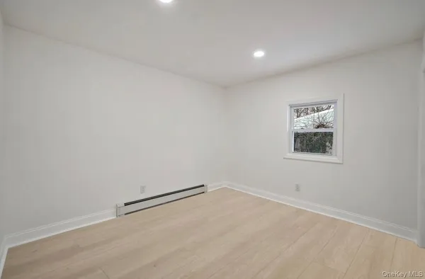 $584,999 | 10 Linda Lane, Central Islip, NY 11722