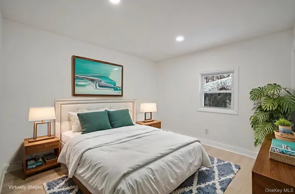 $584,999 | 10 Linda Lane, Central Islip, NY 11722