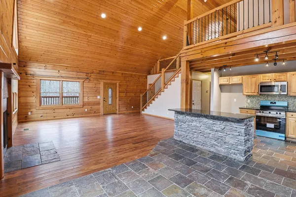 $625,000 | 96 Sarvis Ridge Road, Normandy, TN 37360