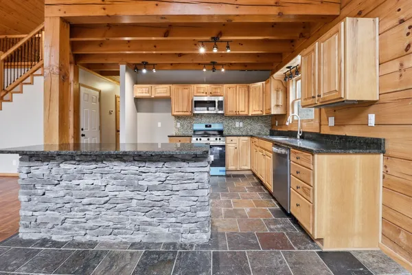 $625,000 | 96 Sarvis Ridge Road, Normandy, TN 37360