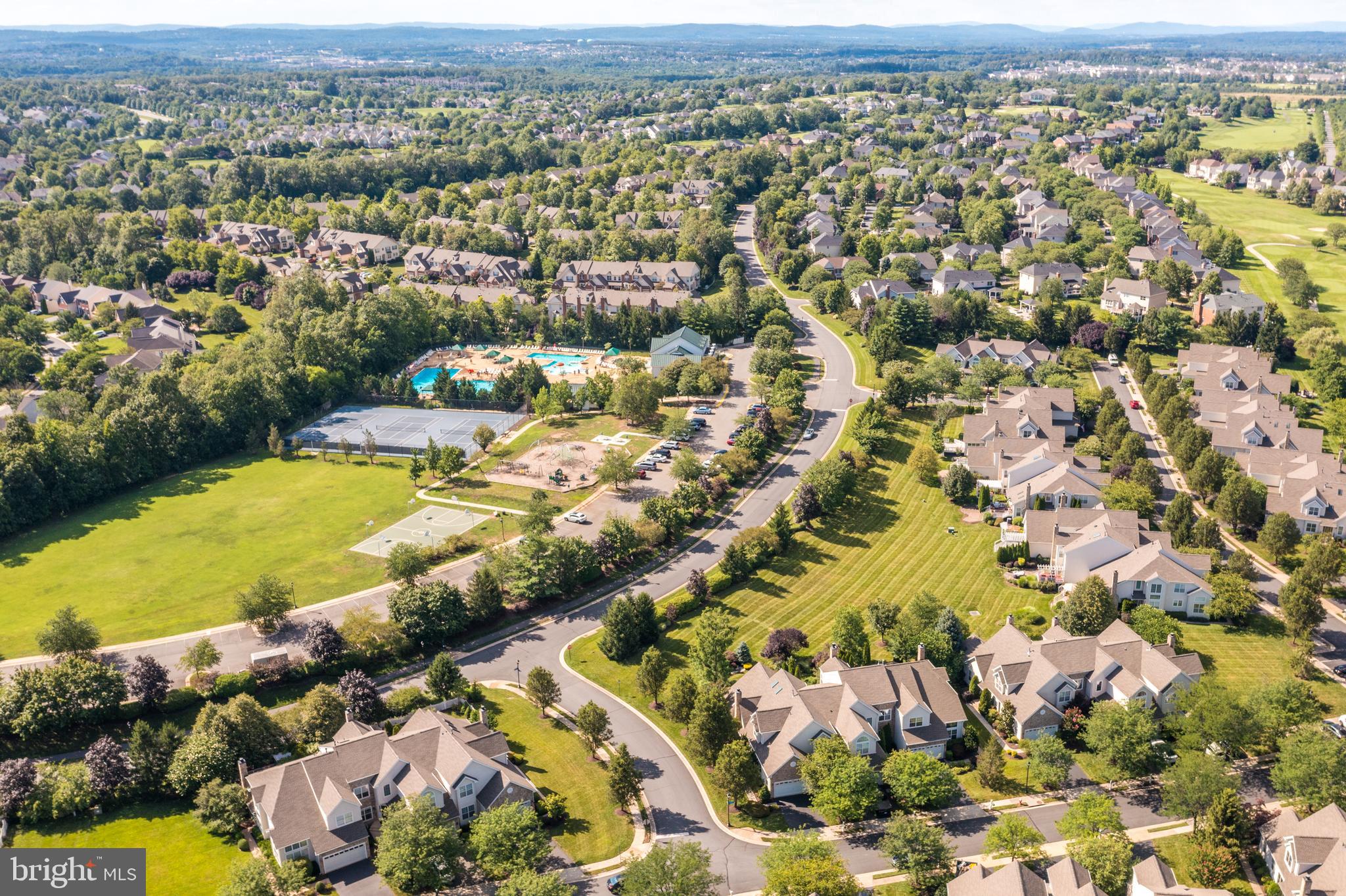 20135 Valhalla Square Ashburn, VA 20147 - Photo 40 of 41 an aerial view of residential houses with outdoor space