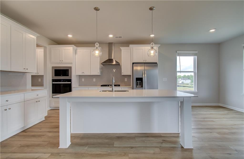708 Ripple End Hampton, GA 30228 - Photo 8 of 33
