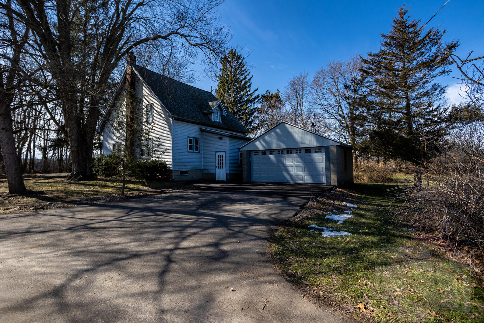 4678 Springport Road Jackson, MI 49201 - Photo 28 of 80 main springport house and garage