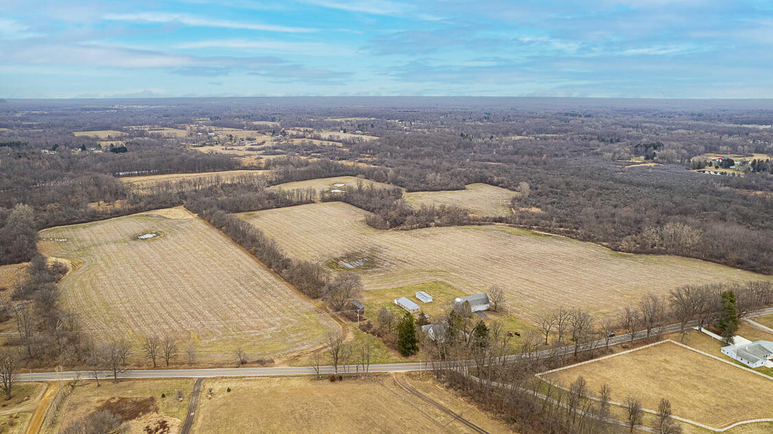 4678 Springport Road Jackson, MI 49201 - Photo 6 of 80 sky and vast land Aerials - 4678 Springp