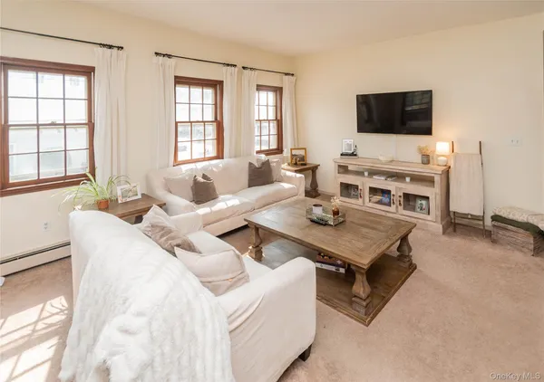 $2,000 | 102 Ward Street, Unit 1, Montgomery, NY 12549