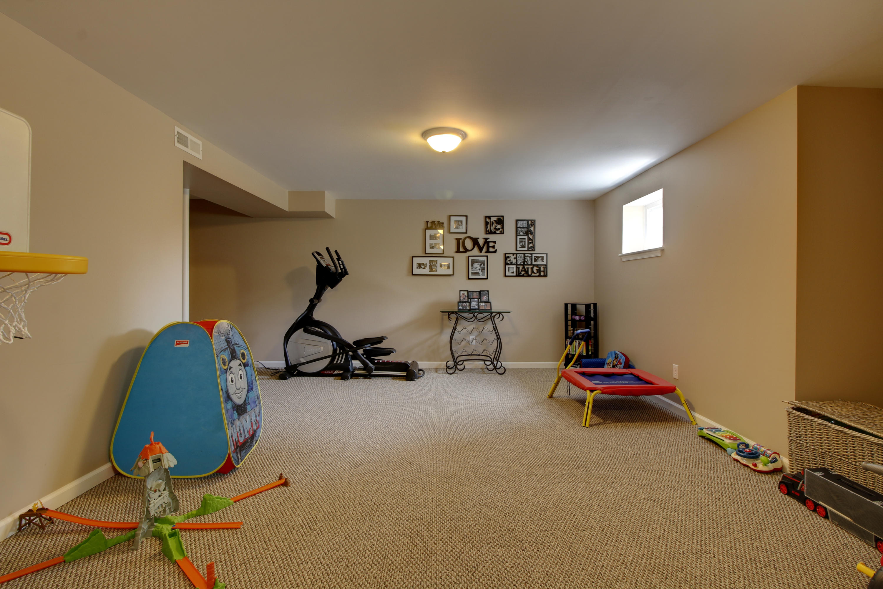1335 Woodhaven Estates Road Blue Ridge, VA 24064 - Photo 35 of 45 a room with gym equipment and gym equipment