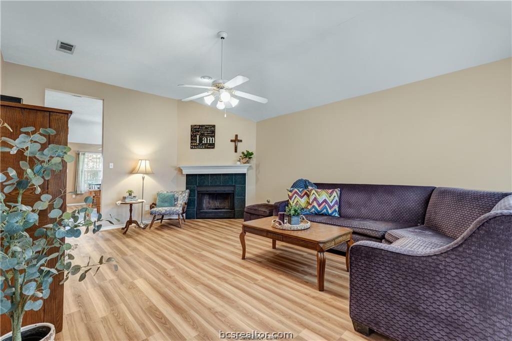 807 Azalea Court College Station, TX 77840 - Photo 2 of 23