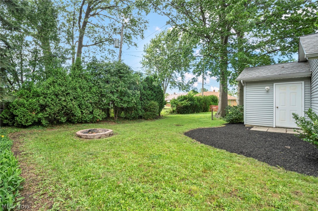 1720 Empire Road Wickliffe, OH 44092 - Photo 8 of 43