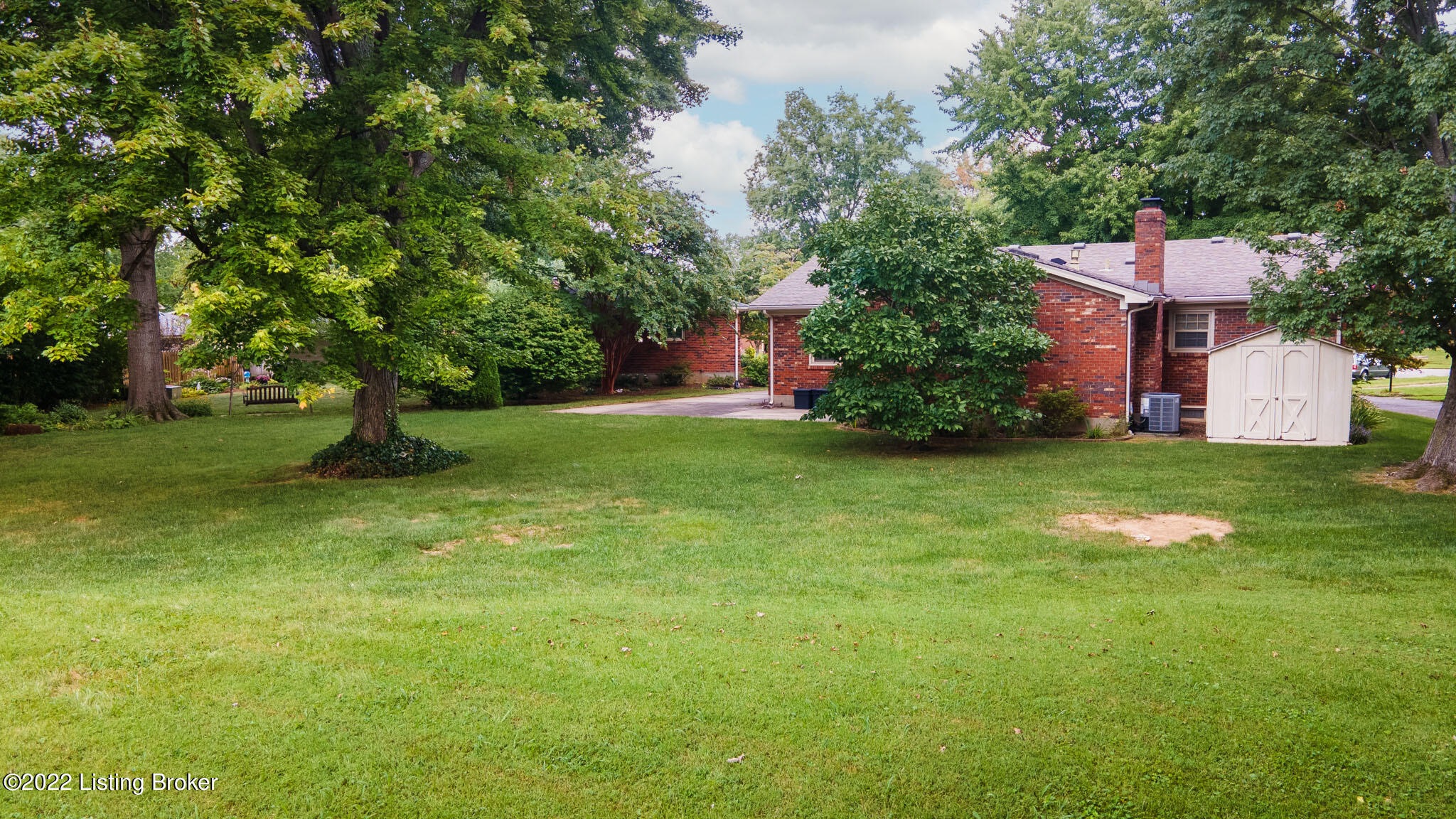 2924 Lexham Road Louisville, KY 40220 - Photo 29 of 33 30