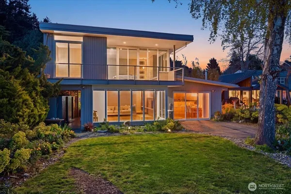 $1,850,000 | 78 Point Fosdick Drive, Gig Harbor, WA 98335