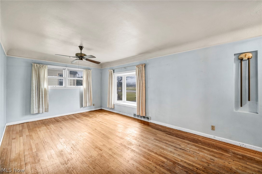 7181 York Road Parma, OH 44130 - Photo 15 of 46 Gallery Image 15