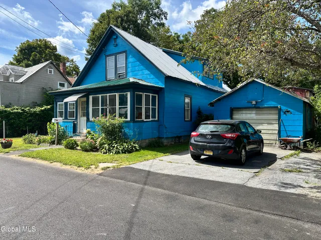 $154,900 | 7 William Street, Corinth, NY 12822